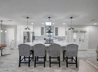 18414 N 104th Ave, Sun City, AZ 85373
