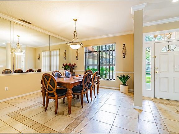 4th image of 1527 Waterwood Dr