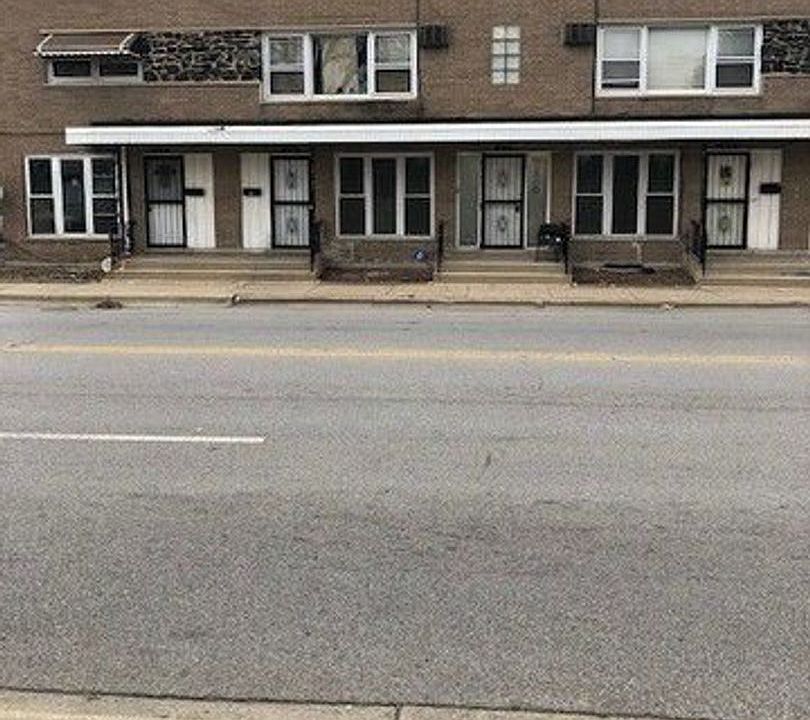 1st image of 620-628 Sibley Blvd #624-2E
