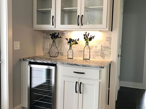 5th image of 6069 N Sleepy Hollow Ln