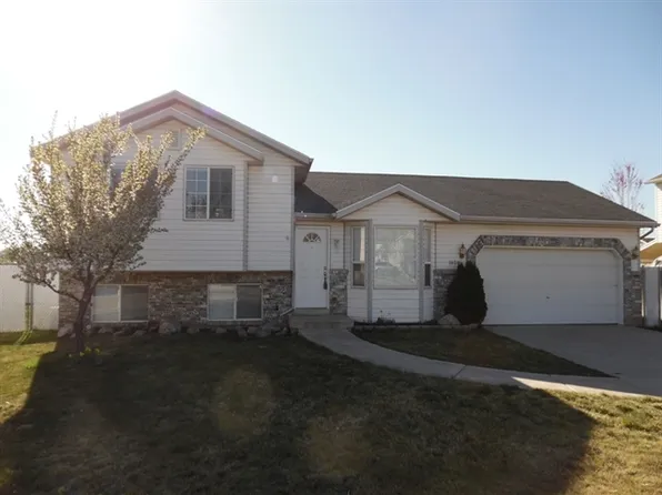 1859 N 750 W, Clinton, UT 84015