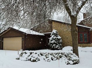 7501 Widgeon Way, Madison, WI 53717