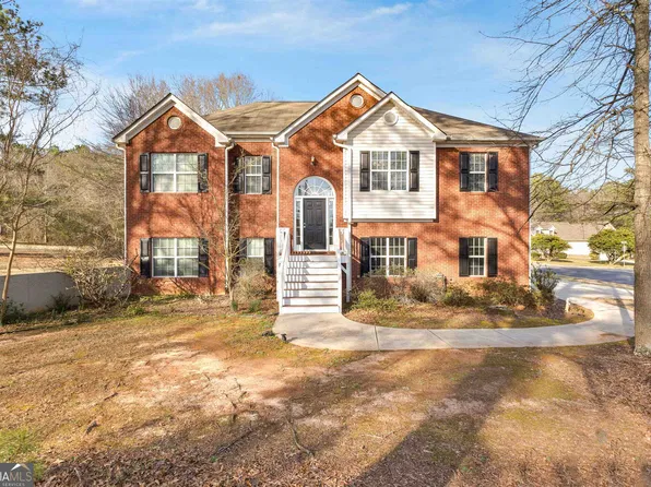 901 Gettysburg Way, Locust Grove, GA 30248