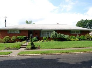 434 Berryhill Rd, Harrisburg, PA 17109