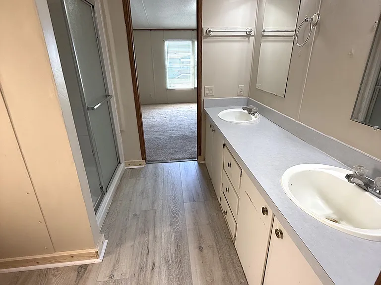 105 Kelsey Pkwy — Photo 6