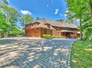 95 Cliff Rd, Tuxedo Park, NY 10987