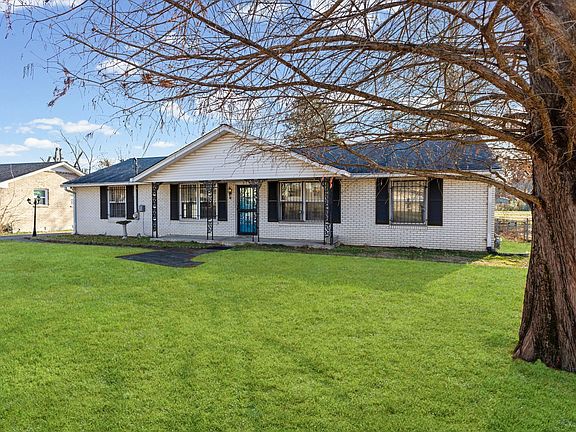 2nd image of 279 Cathy Jo Dr