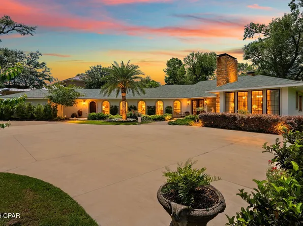 518 Bunkers Cove Rd, Panama City, FL 32401