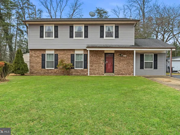 644 University Dr, Waldorf, MD 20602