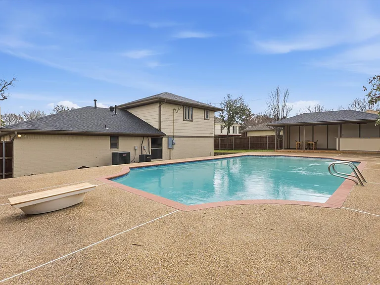 3716 Sweetbriar Ln — Photo 44