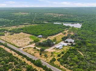 3833 County Road 2880, Bigfoot, TX 78005