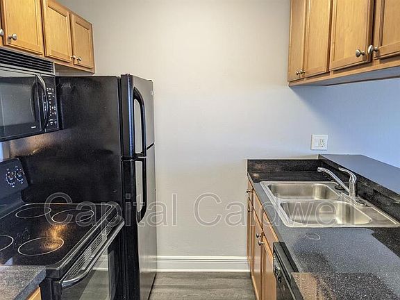 2nd image of 302 Lake Parsons Grn Unit 205