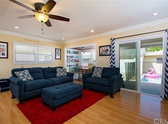 4th image of 2341 N Bellflower Blvd