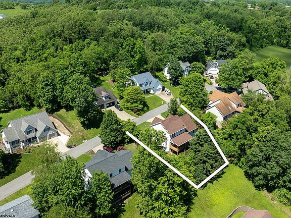 4th image of 3318 Darrah Ave