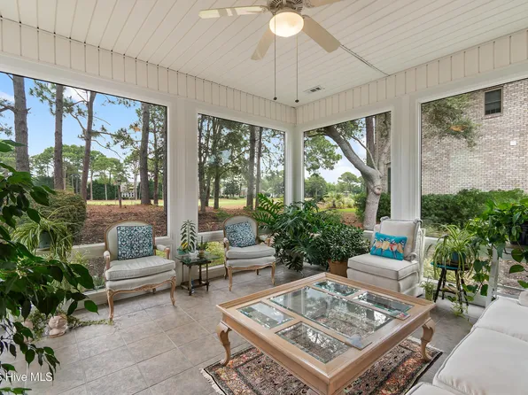 4387 Gauntlet Drive SE, Southport, NC 28461
