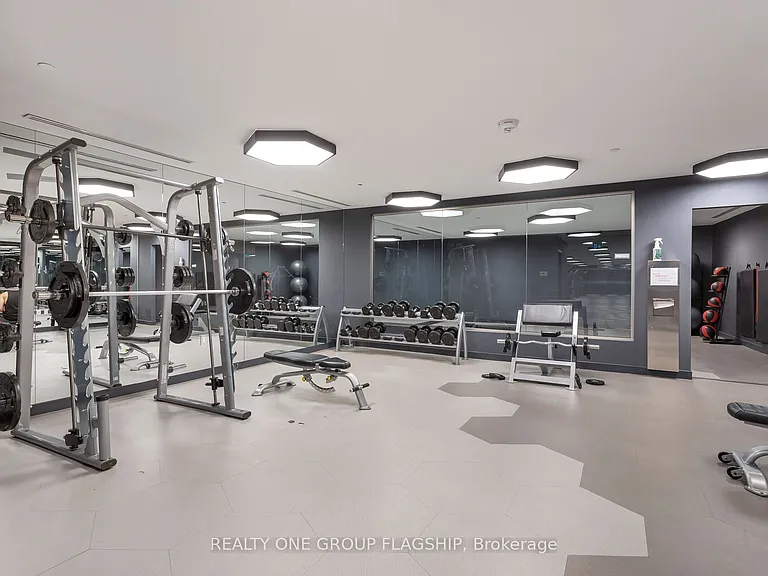 28 Freeland St #1609 — Photo 31