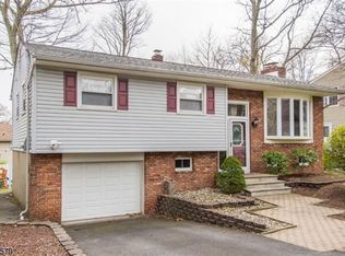 4 S Dacotah Ave, Rockaway, NJ 07866