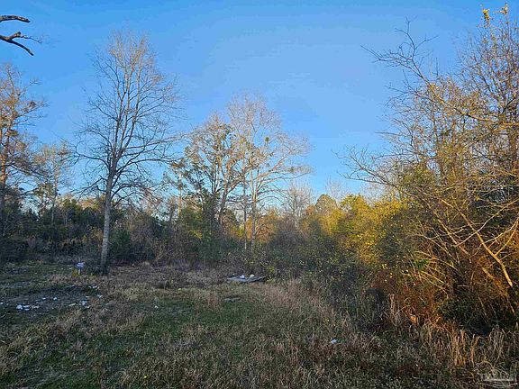 2nd image of 304 S Chipper Rd