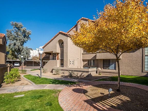 5th image of 700 E Mesquite Cir