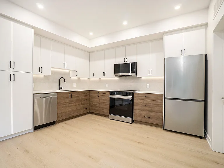 373 Iberville St #4 — Photo 1