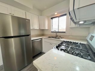 9912 Continental Dr, Huntington Beach, CA 92646