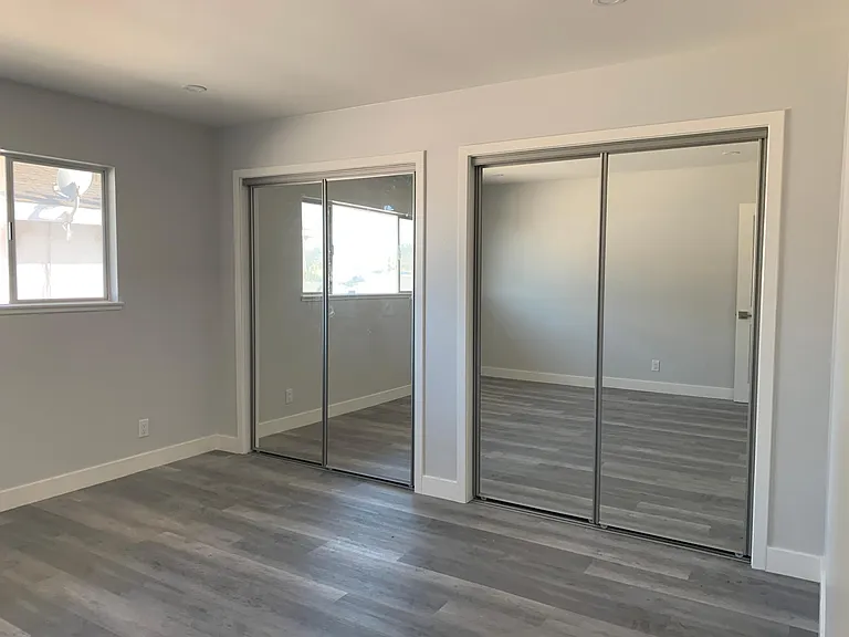 2575 Bayshore Ave — Photo 12