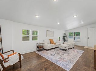 4 Evesham Ln, Bella Vista, AR 72714