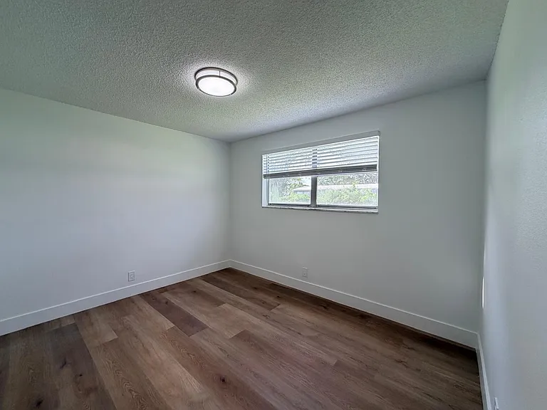 5661 SW 36th Ct #105 — Photo 12