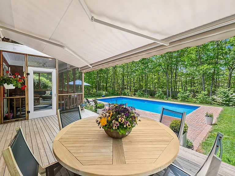 21 Cove Neck Ln — Photo 20