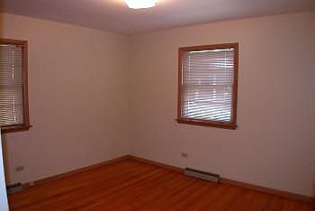5th image of 228 N Berteau Ave
