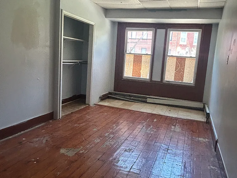 676 Bergen Ave #1 — Photo 11