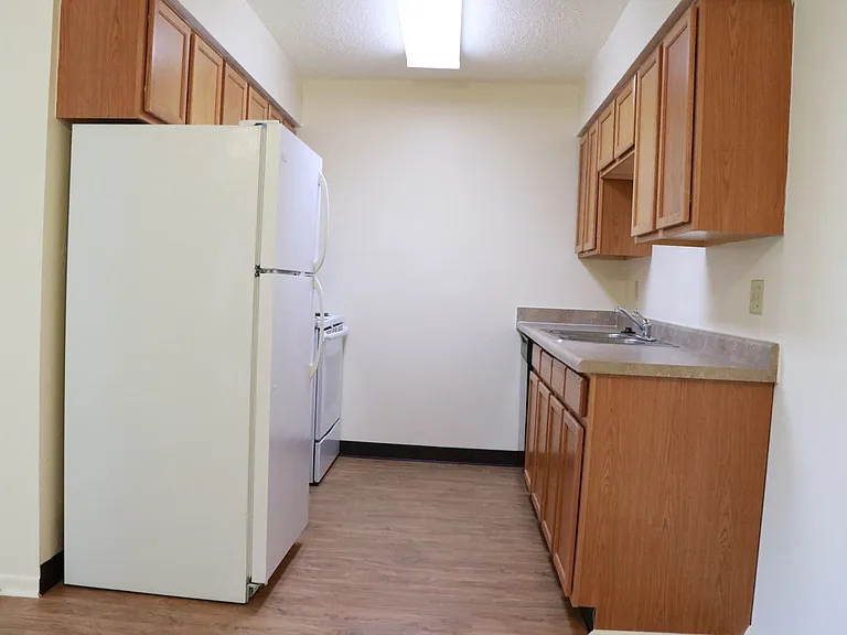 Kimberly Club Apartments — Photo 164