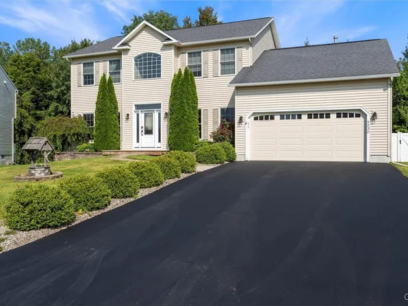 4230 Blue Beech Ln, Liverpool, NY 13090