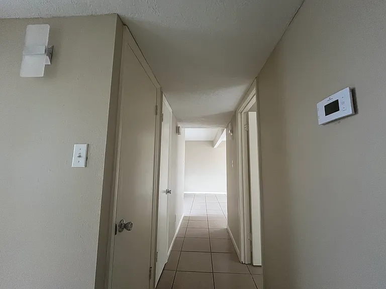 350 Dees St #2 — Photo 4