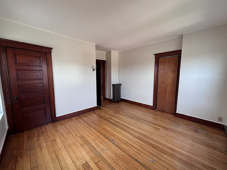 376 McGrath Hwy — Photo 18