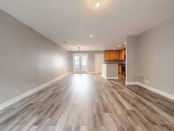 4th image of 19027 E 57th Pl