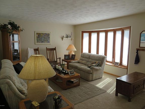 4th image of 5101 Creekview Dr SE