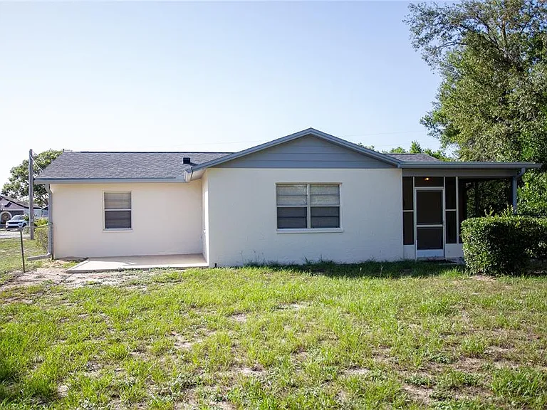 10124 Carrin Rd — Photo 14