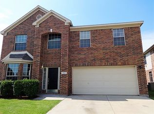 10921 Rising Mist Ct, Haslet, TX 76052