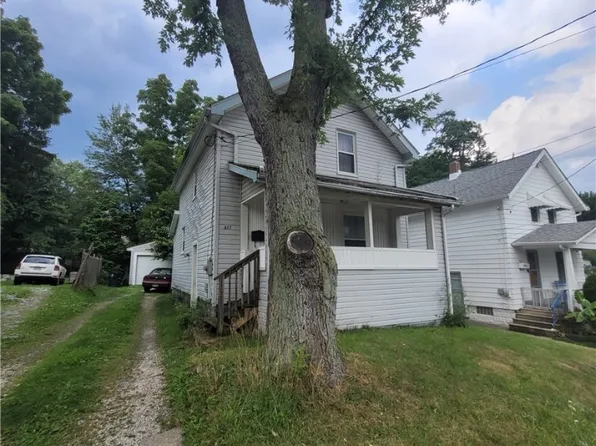 877 Clark St, Akron, OH 44306