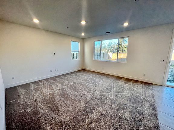 2nd image of 2988 Newberry Ct