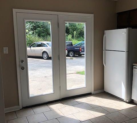 4th image of 213 Donalynn Dr APT B