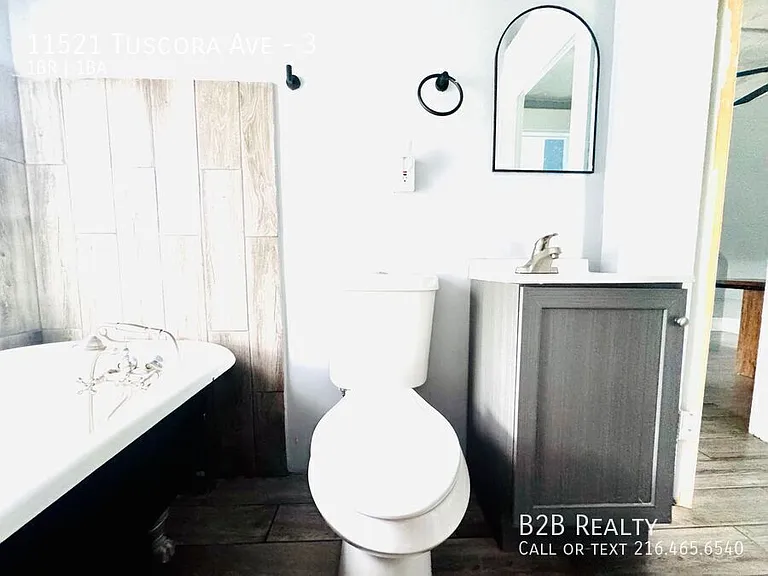 11521 Tuscora Ave #3 — Photo 9