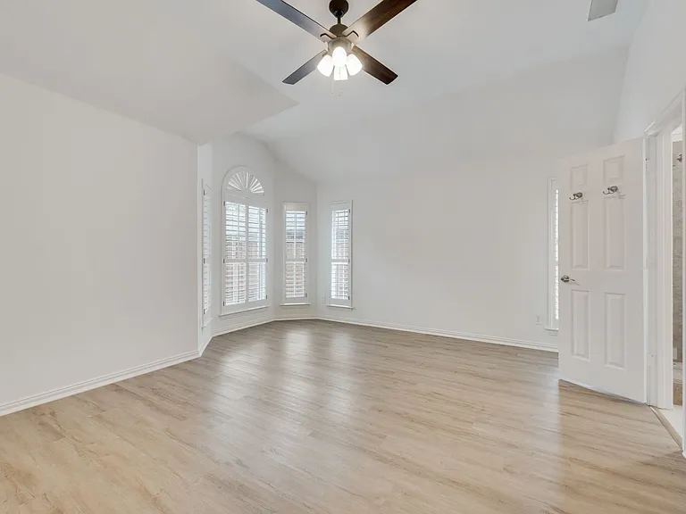 4008 Daden Oaks Dr — Photo 6
