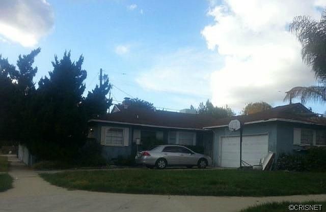 1st image of 7233 Genesta Ave