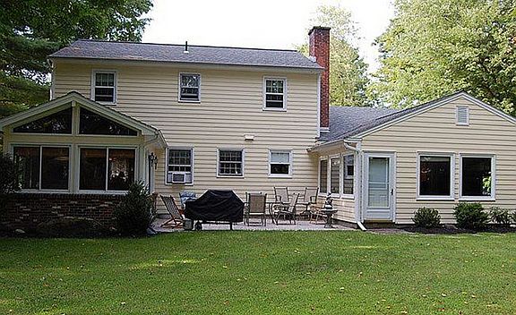3rd image of 13 Sheraton Ln
