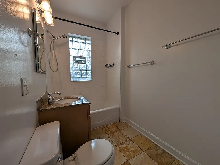 3449 W Schubert Ave #3 — Photo 13