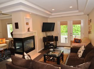 832 2nd Ave APT C, Kirkland, WA 98033
