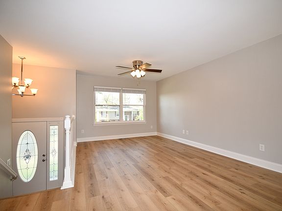 2nd image of 1603 S Winer Dr