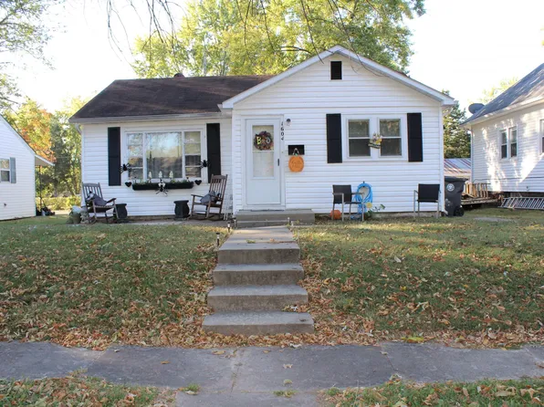 1604 E 9th St, Sedalia, MO 65301